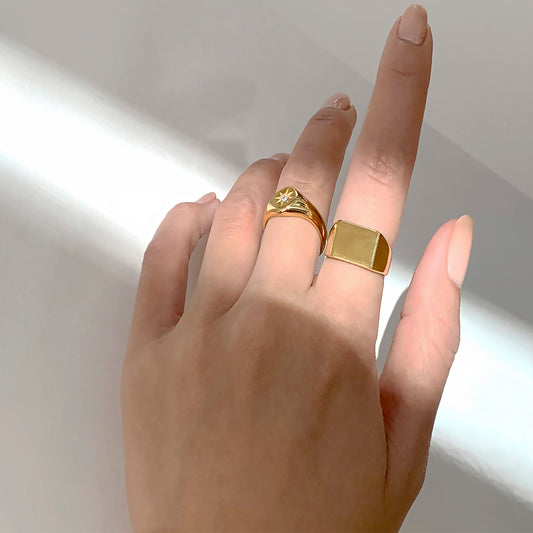 Frankie kultainen sinettisormus