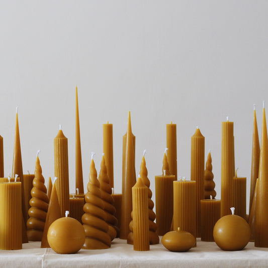 Polygon mehiläisvahakynttilä